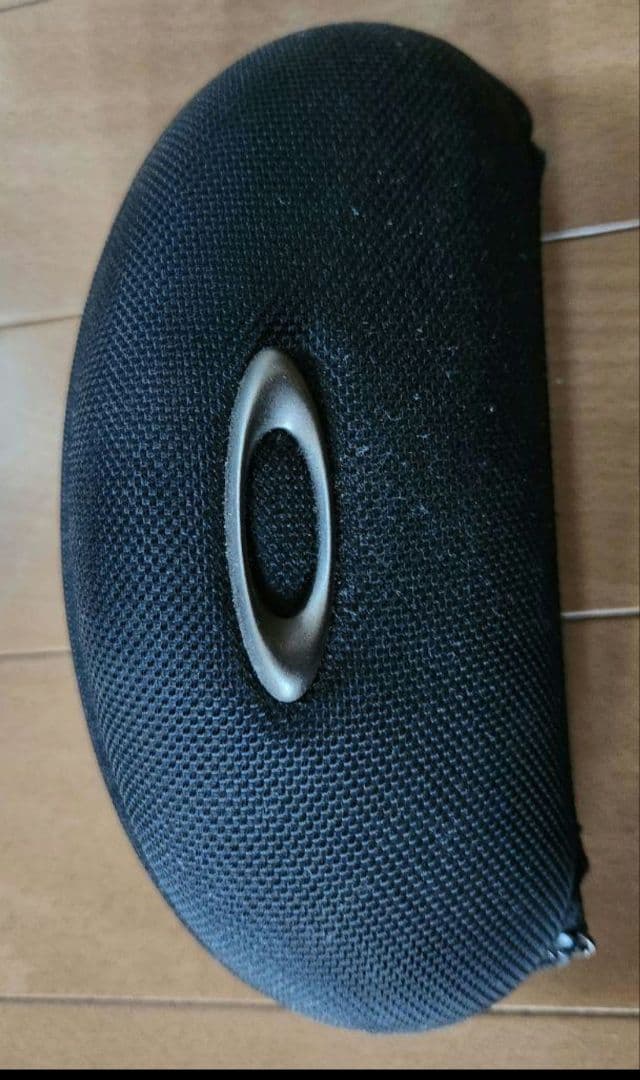 OAKLEY サングラス SUTRO