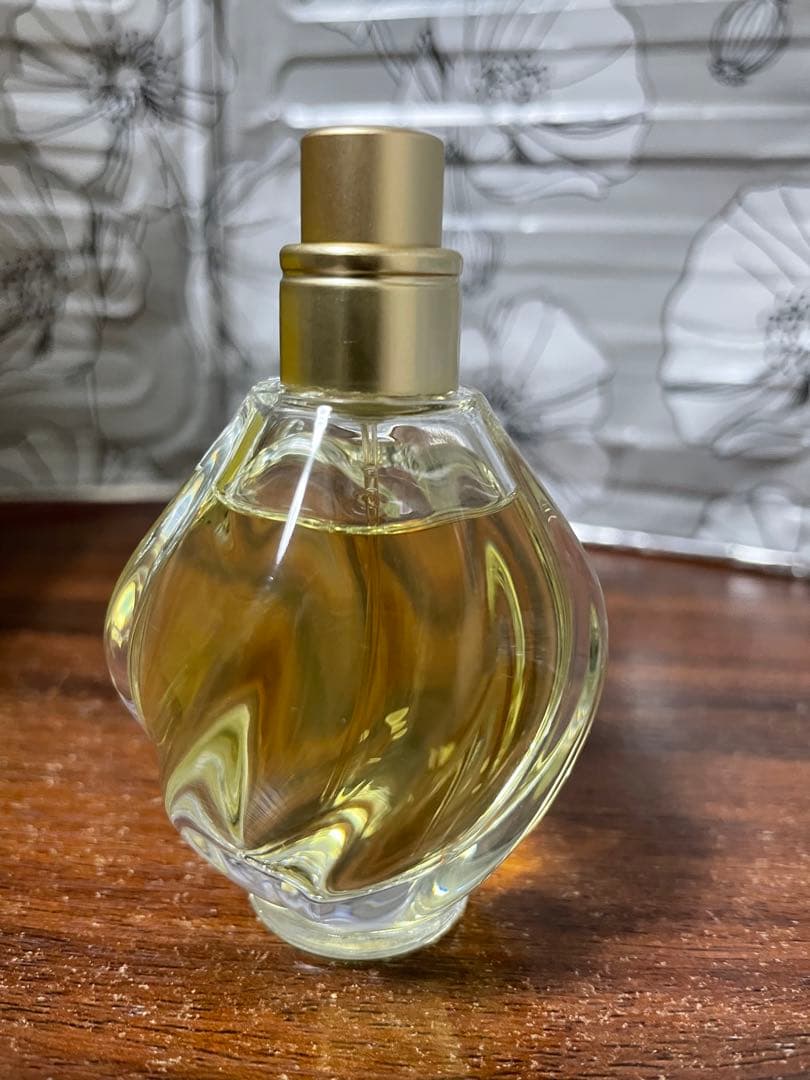 希少品 廃盤品 香水 ニナリッチ nina ricci レールデュタン