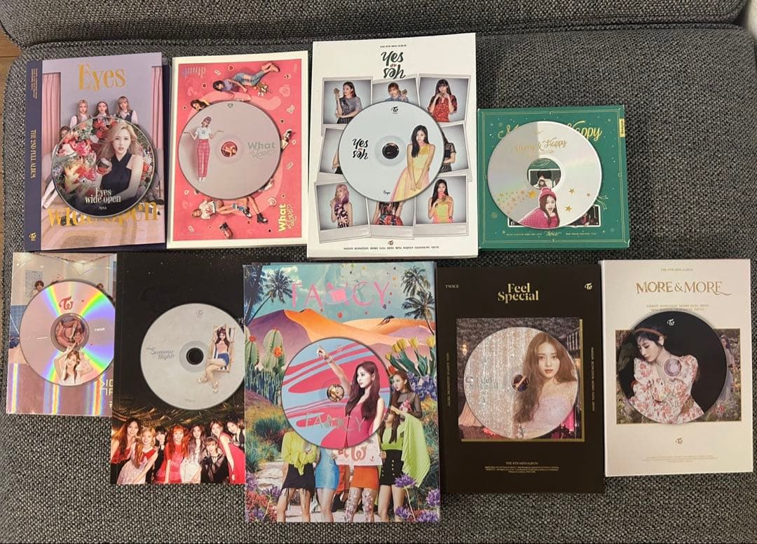 【ツウィペン必見】TWICEまとめ売り★CDアルバムうちわトレカ★