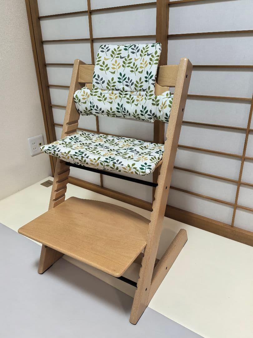 美品 ストッケ トリップトラップ ナチュラル シリアル4 ベビーセット付き