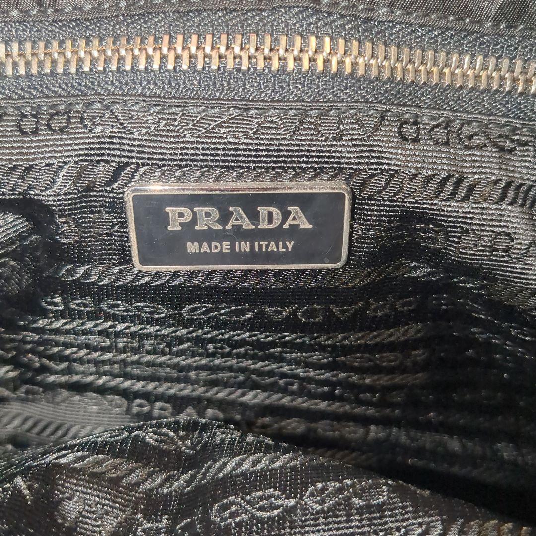 PRADA ブラック ハンドバッグ