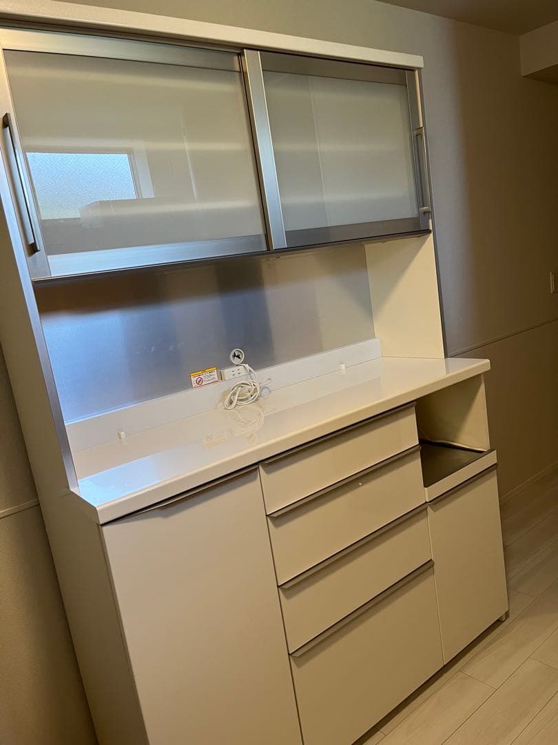 【値下げしました！】パモウナ　食器棚1400