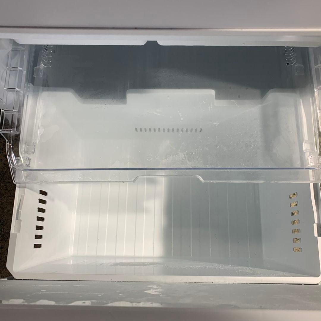 J749 TOSHIBA 3ドア 冷凍冷蔵庫 GR-V33SC 2024年製