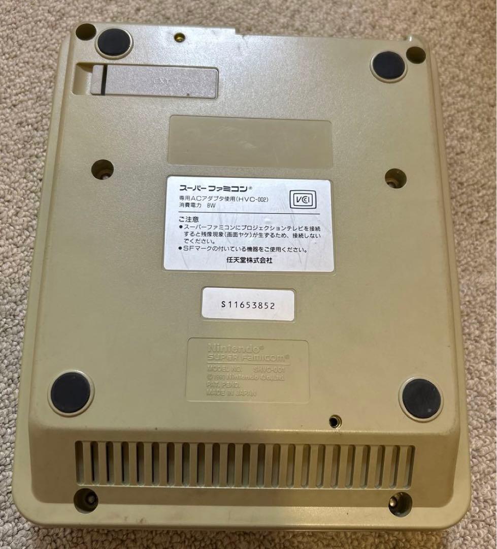 スーパーファミコン本体、コントローラー2台、スーパーマリオコレクション、コード