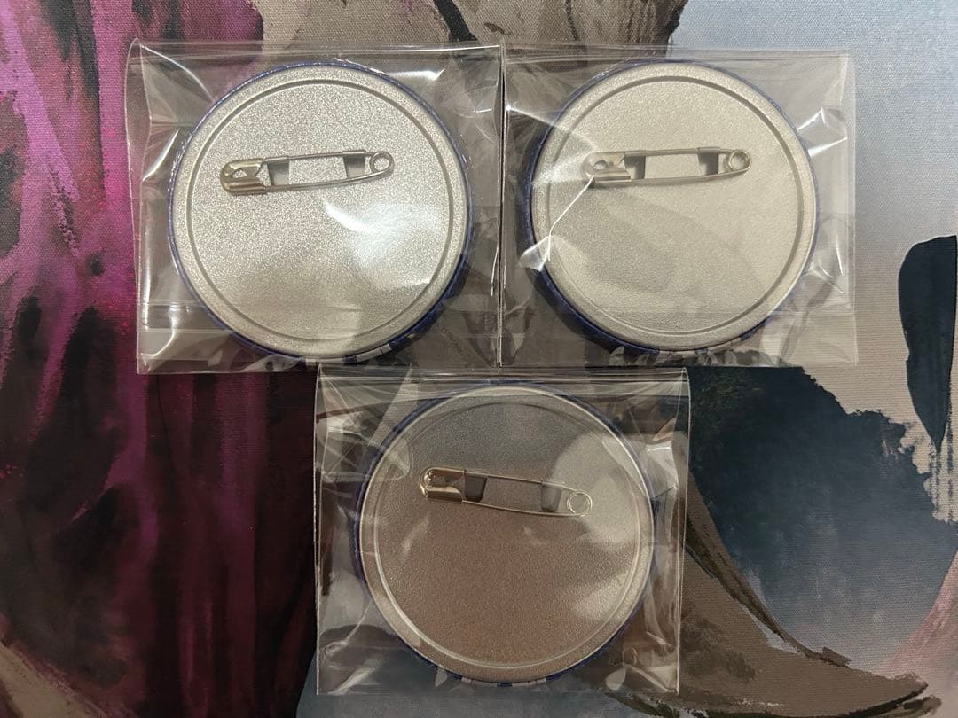 ブルーロック プリンセスカフェ 缶バッジ レオナルド ルナ ホロ プリカフェ