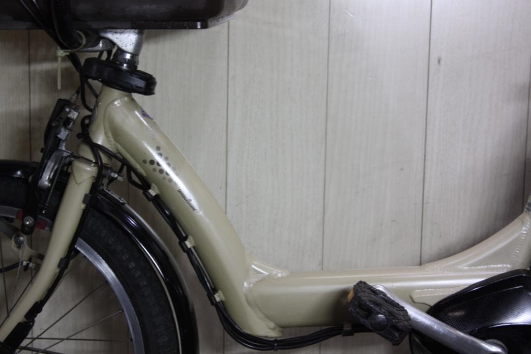 ブリヂストンアンジェリーノプティット e A20L36 8.7AH クリーム色