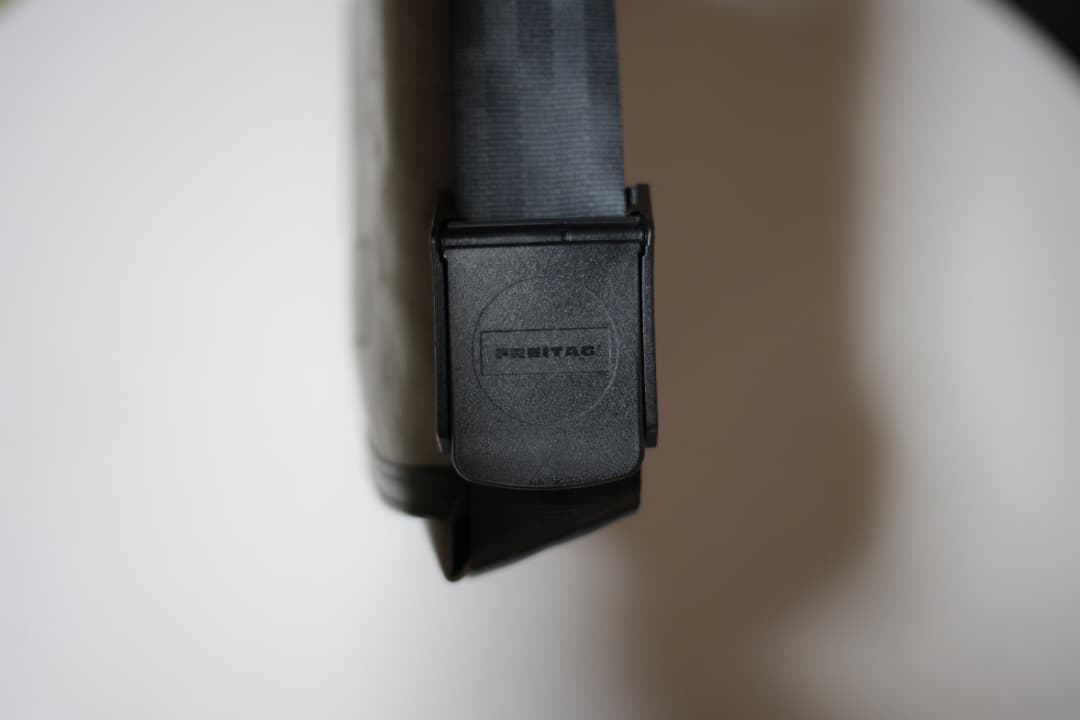 1620　FREITAG F11 LASSIE