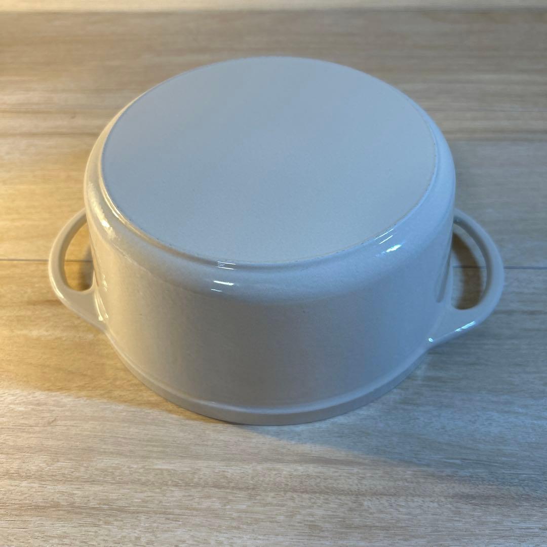 バーミキュラ　オーブンポットラウンド　18cm ベージュ　両手鍋　鍋