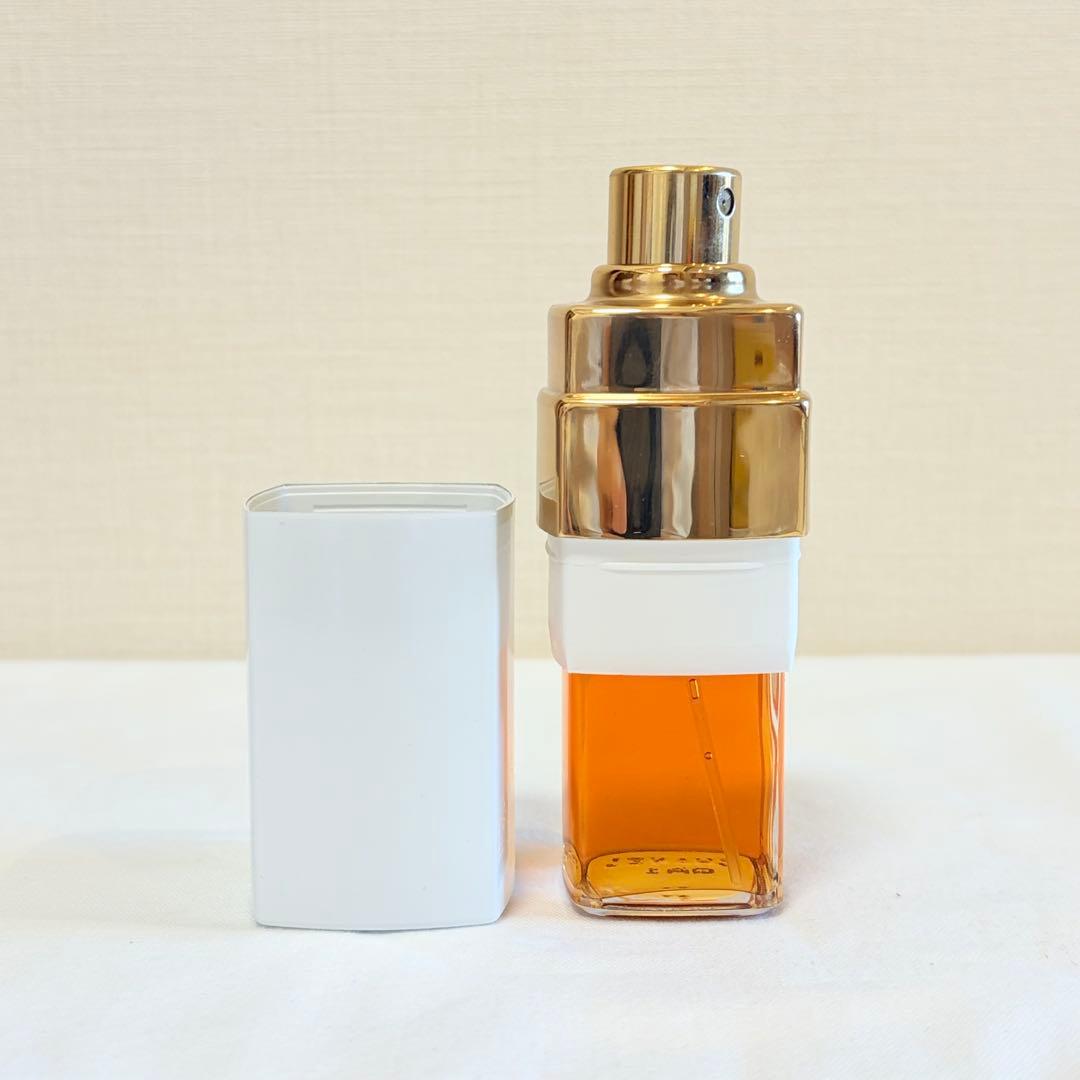 希少　新品未使用　シャネル　N°22 オードトワレ　香水　50ml