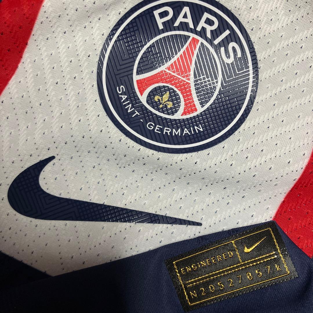 【美品/正規品】パリ・サンジェルマン メッシ ユニフォーム