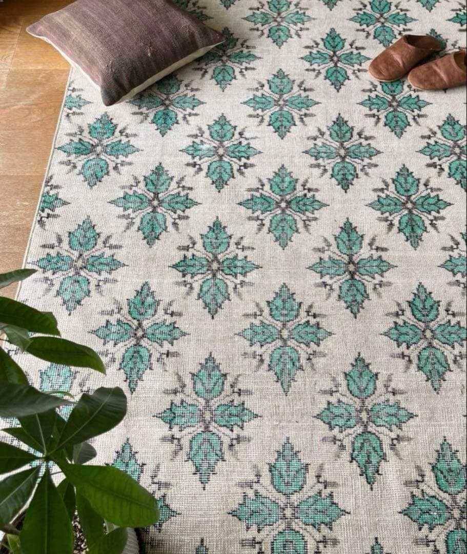 ヴィンテージトルコラグ　207✖️117 リーフ柄ベージュグリーン