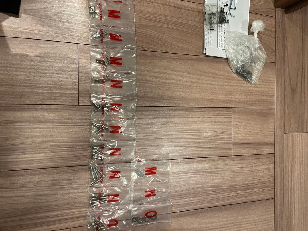 イコールズ　テレビスタンド　黒　equals wall anataIRO ラージ