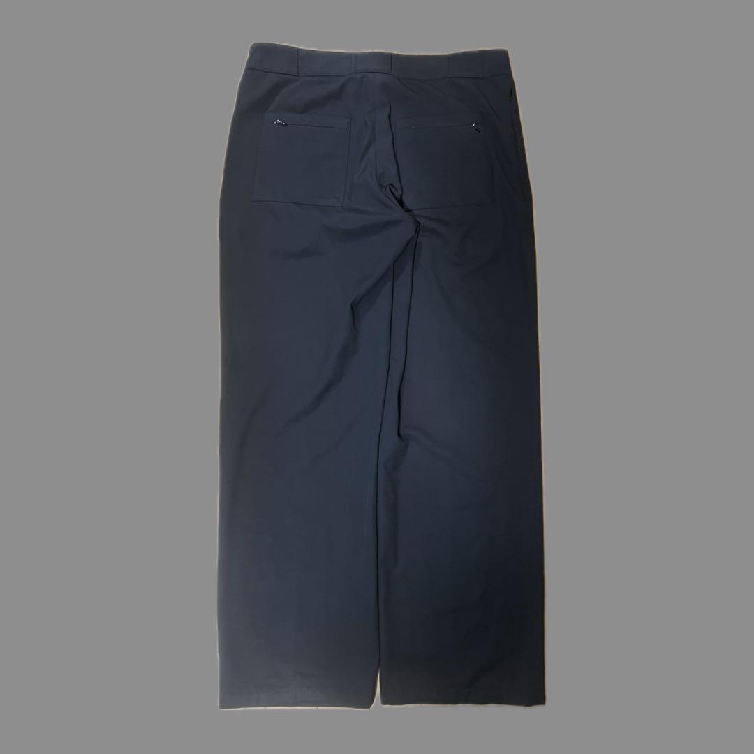 V*n様 EMPORIO ARMANI ブラックスラックス　極良シルエット