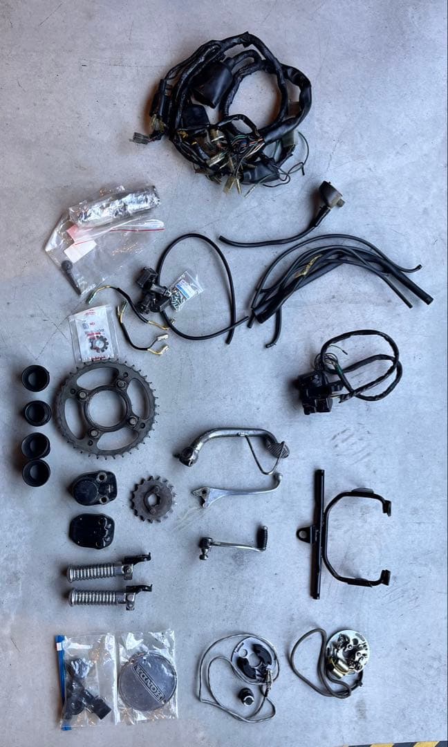 CB400four 部品一式　旧ヨンフォア