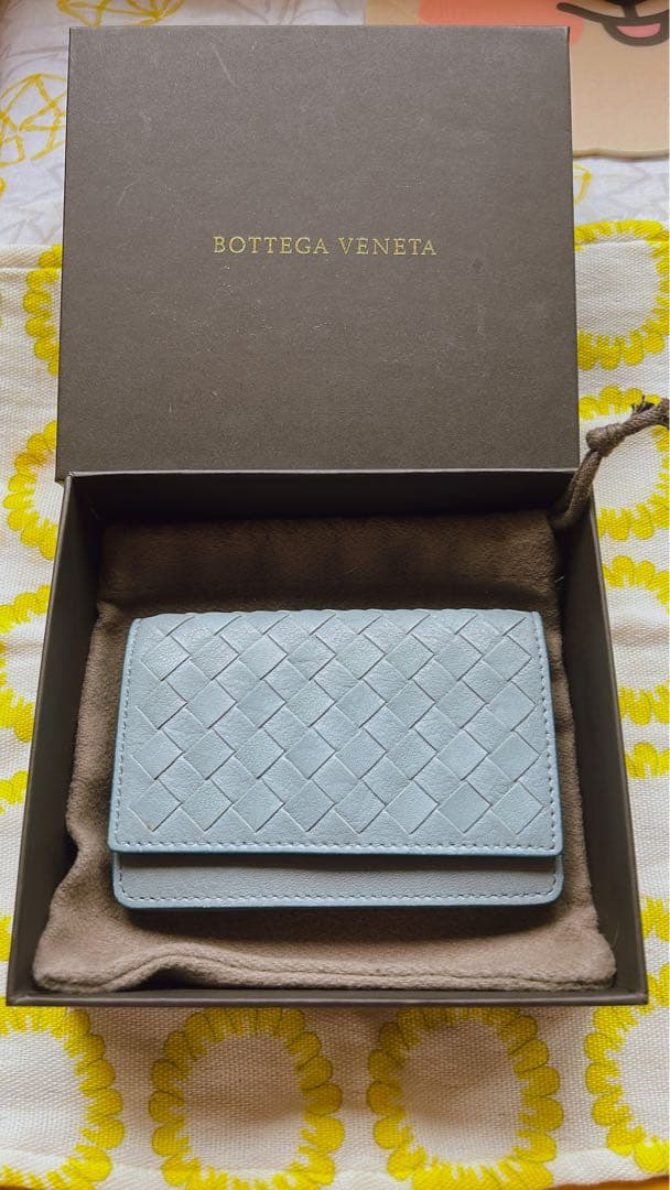 BOTTEGA VENETA ライトブルー 編み込み名刺入れ
