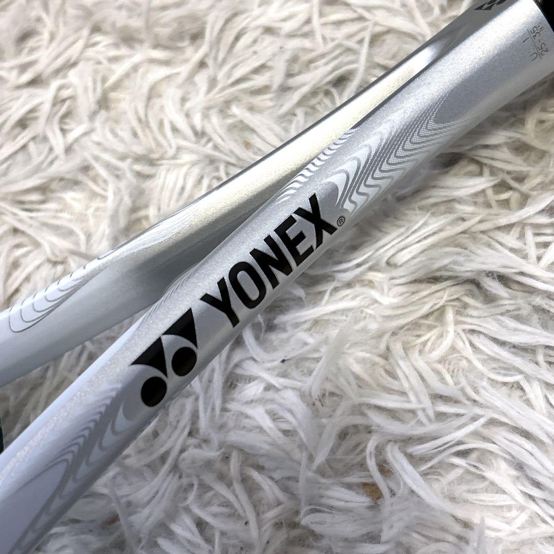 【極美品】YONEX ナノフォース8V ホワイト 軟式 ラケット