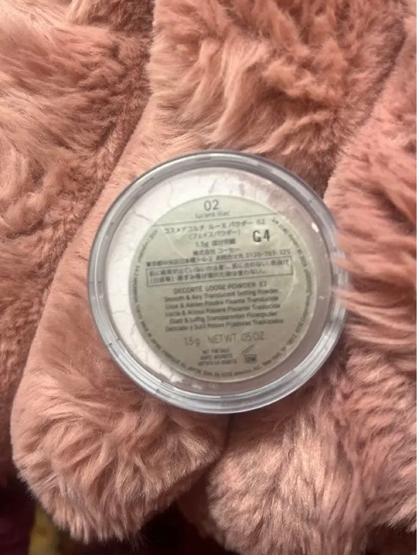 じゅんずデコルテ　ルースパウダー 02番　1.5g