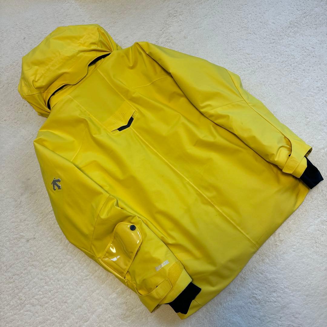 DESCENTEスキーウェア （上）