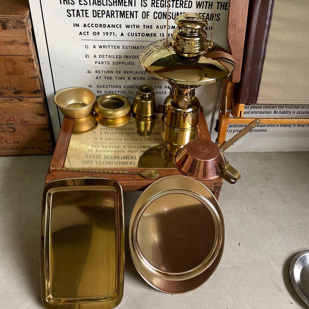 【美品!!カーミットチェア 】他 真鍮テーブル ランタン キャンプ セット等…