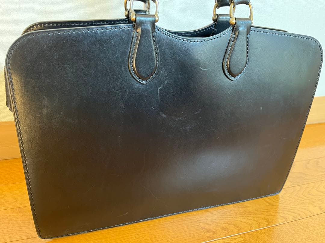 土屋鞄マグナス　ファスナー　ブリーフ