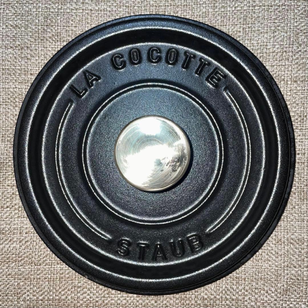 た*ら様 このサイズいいですよ‼️ ストウブ ココット16cm 旧型 深型 鉄鍋