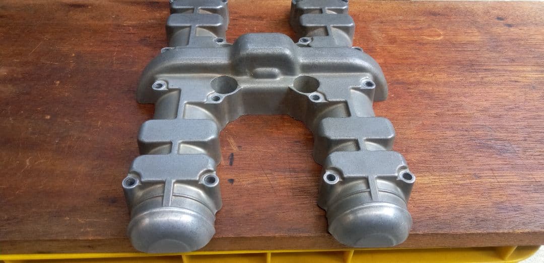 KZ1000 ヘッドカバー　素地色