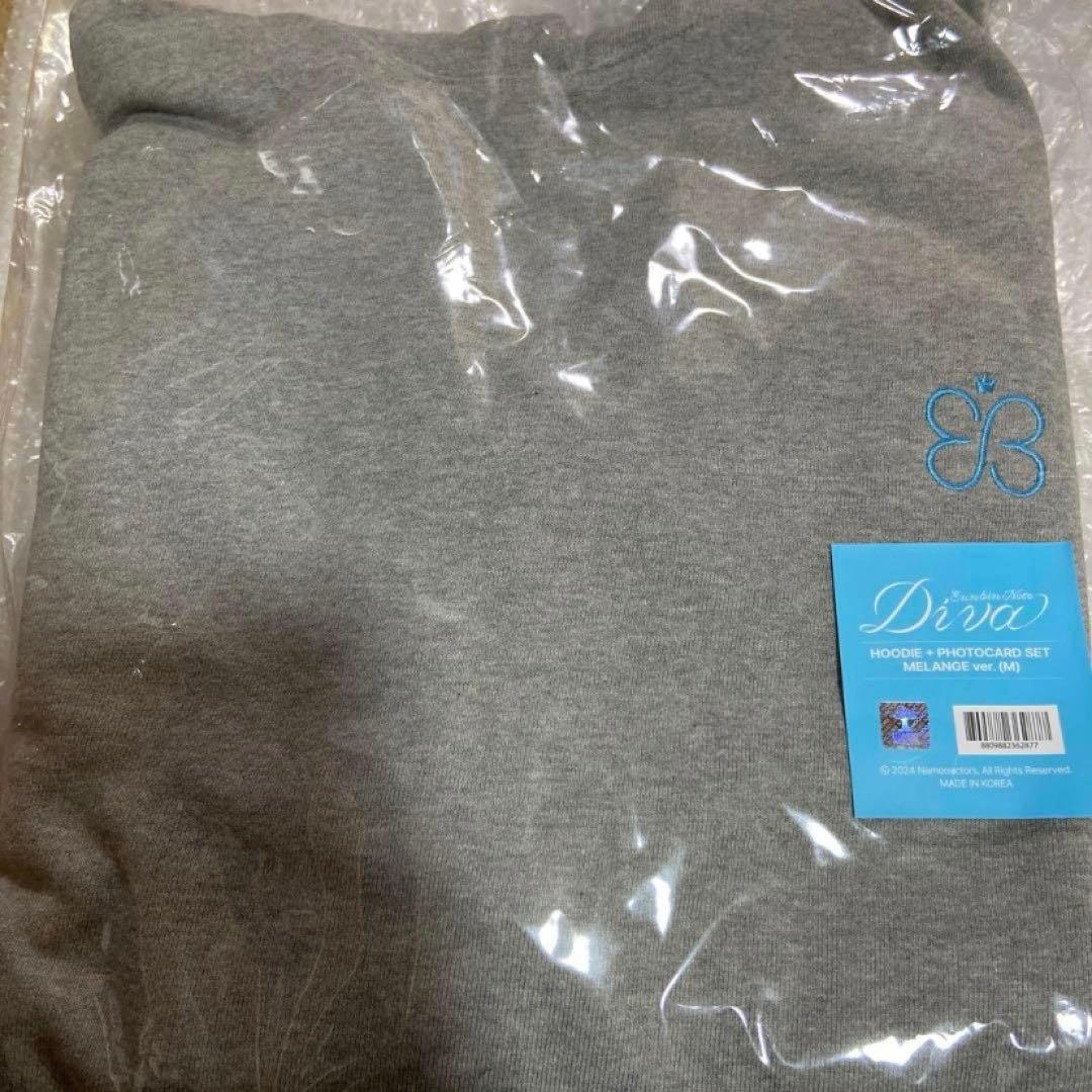 パクウンビン　パーカー　フーディ　パク・ウンビン