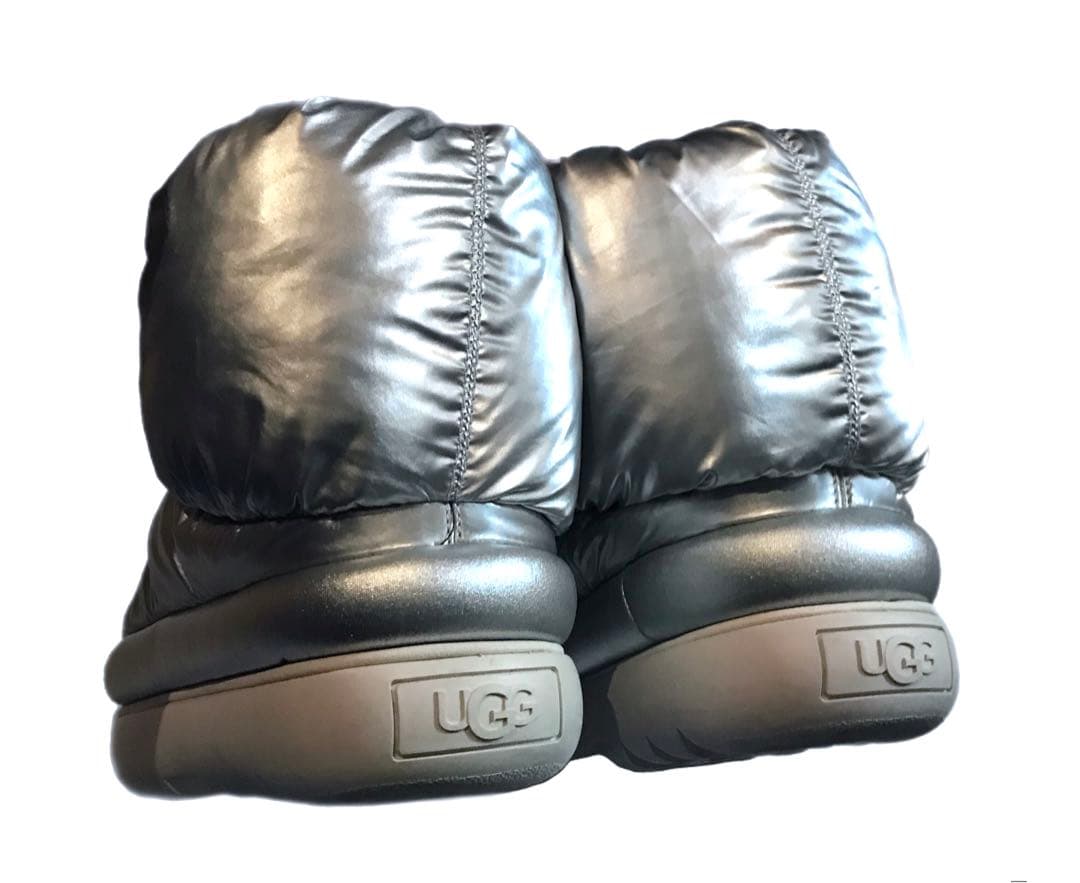アグUGGクラシックマキシショートパファーブーツシルバー防水保温性レア完売品