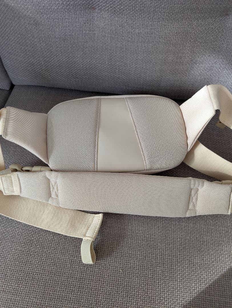 【専用】2回使用POMULU ポムル ヒップシート　ナチュラルアイボリー