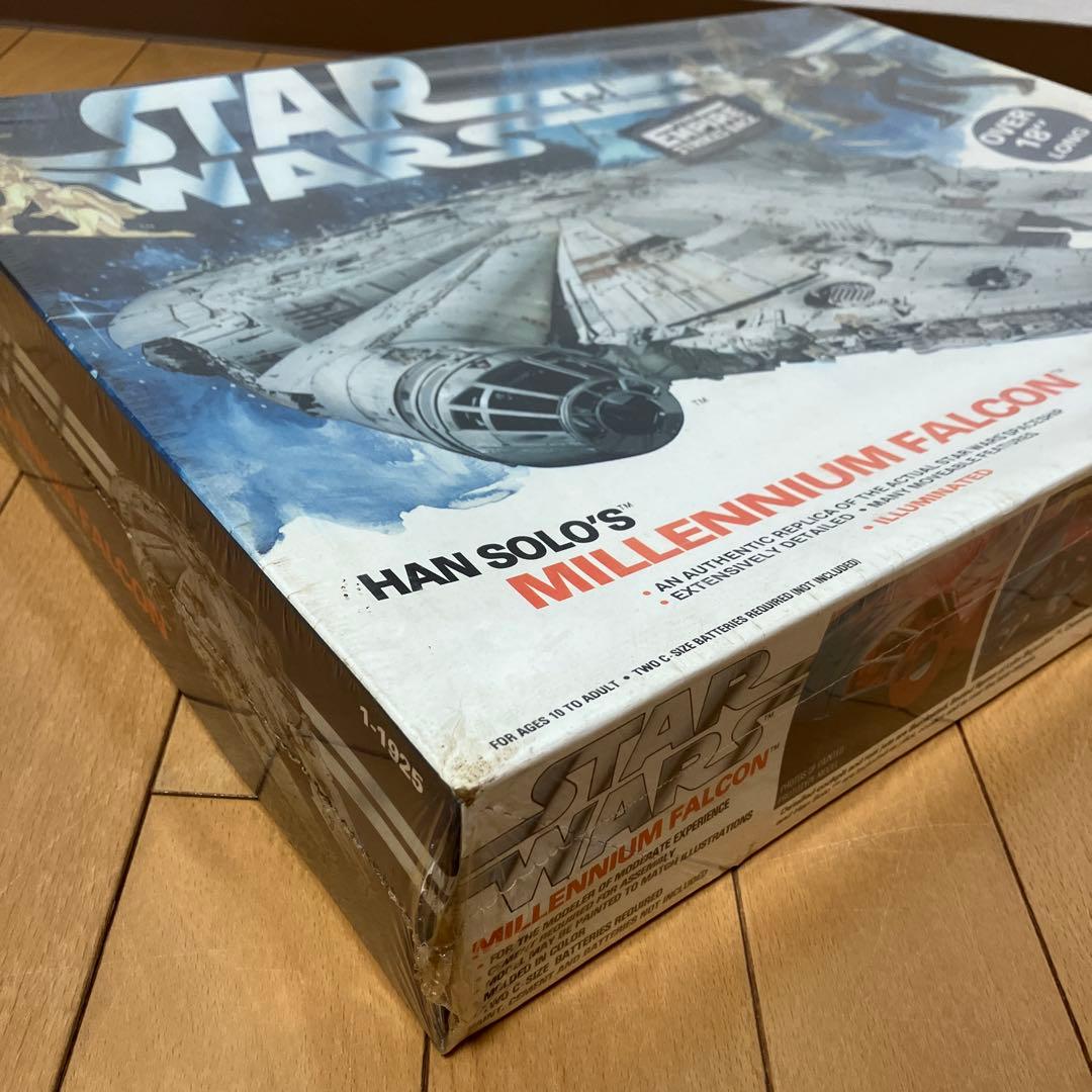 ミレニアム・ファルコン　mpc 未開封