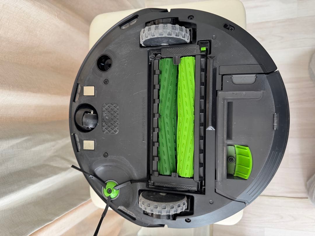 Roomba J7+ 中古品　動作品　ルンバ