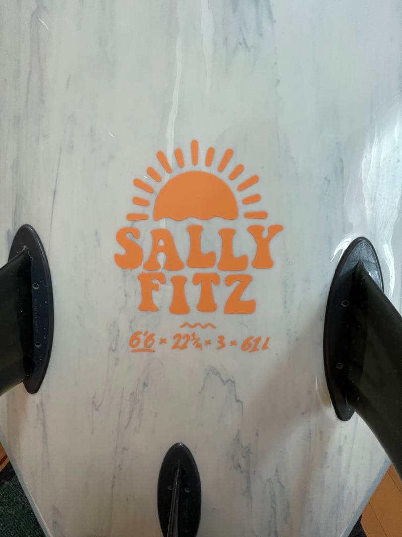 お買得‼️SOFTECHサーフボード　フィン・リーシュコード付き