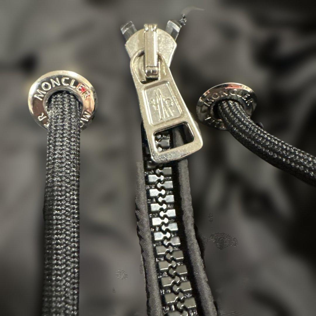 ね*ね様 モンクレール フード付き ブラックナイロンジャケット