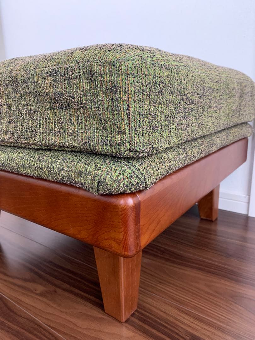 ACME Furniture WINDAN OTTOMAN ウィンダンオットマン