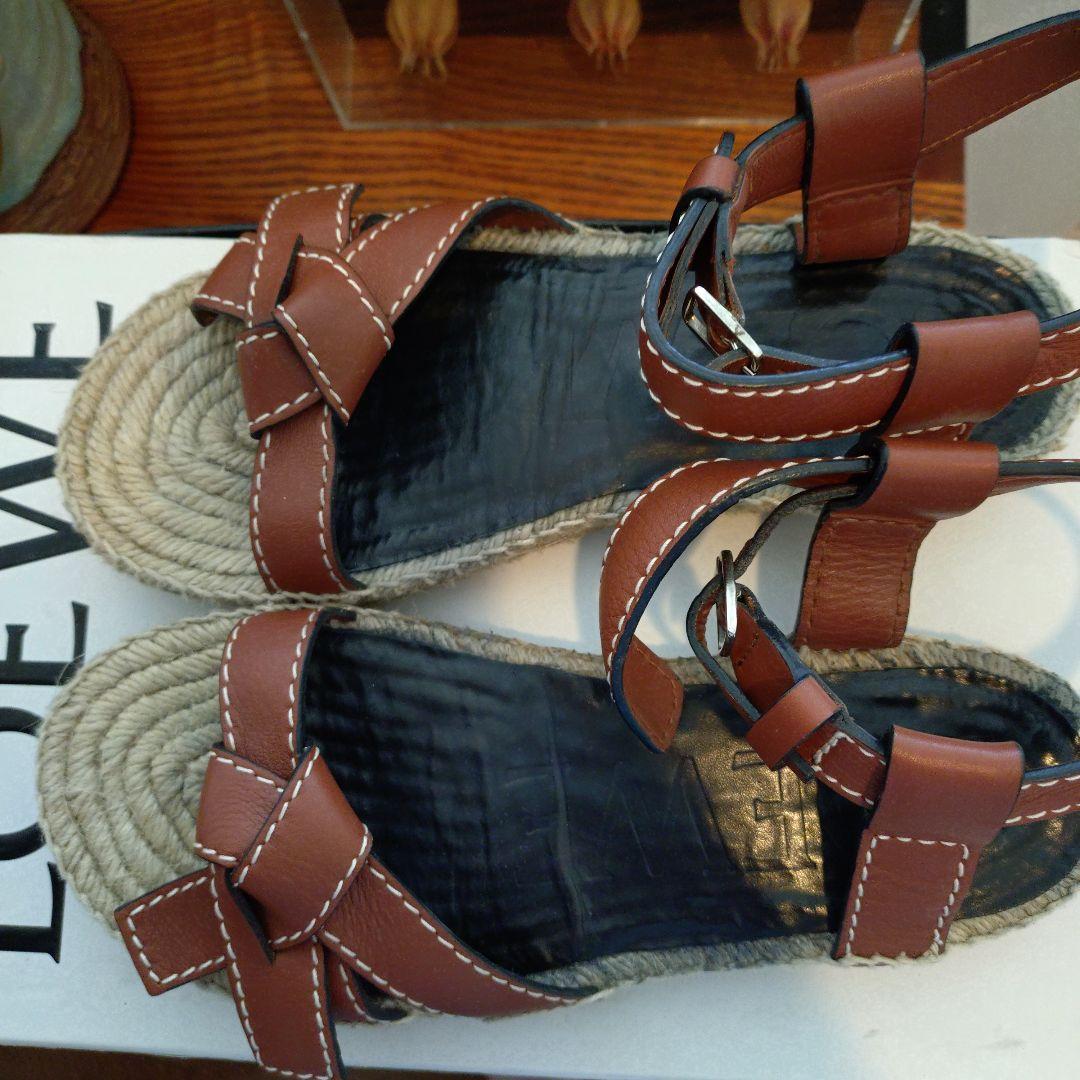 お値下げしました。LOEWE ブラウンリボンサンダル