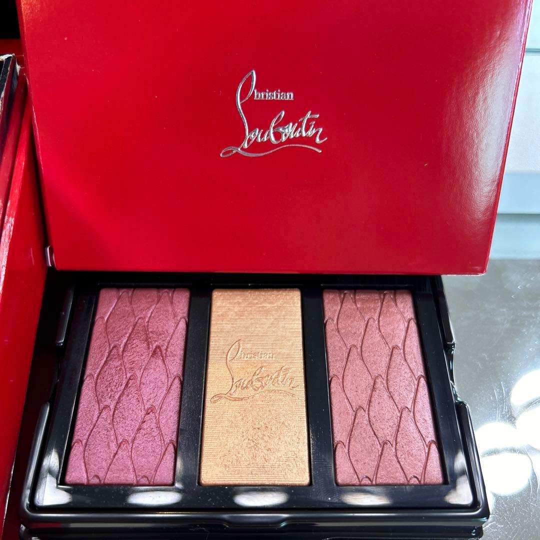 クリスチャンルブタン ラパレット ソープリヴェ、チーク フェイスカラー