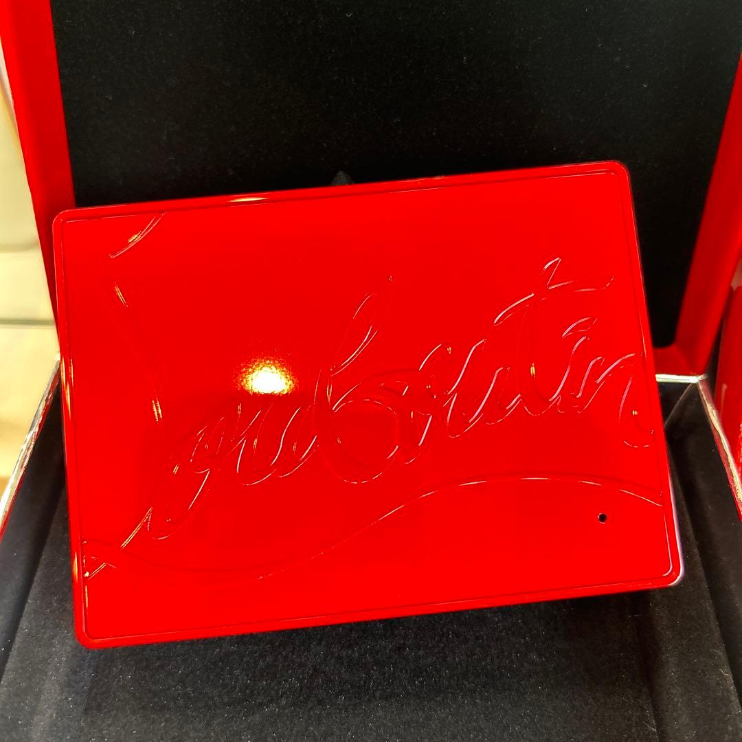 クリスチャンルブタン ラパレット ソープリヴェ、チーク フェイスカラー