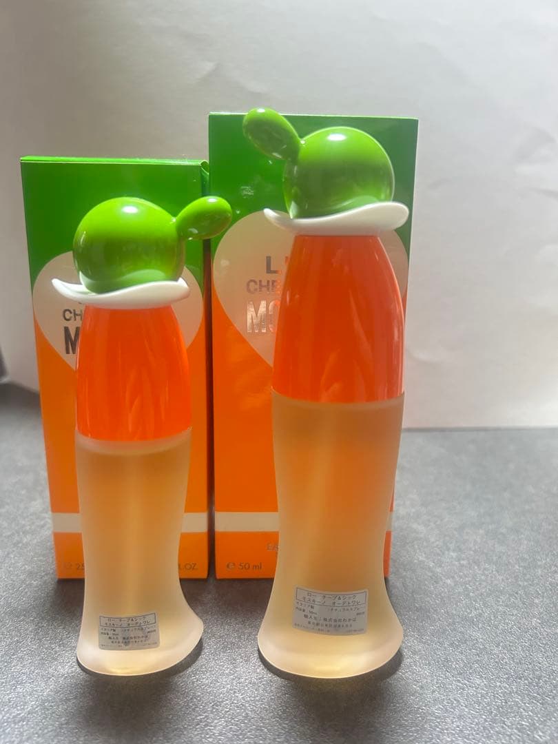 廃盤✨まとめ売り✨モスキーノ ローチープ&シック　２本