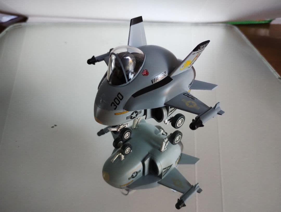 ハセガワ　タマゴシリーズの完成品(ジェット)５機セット