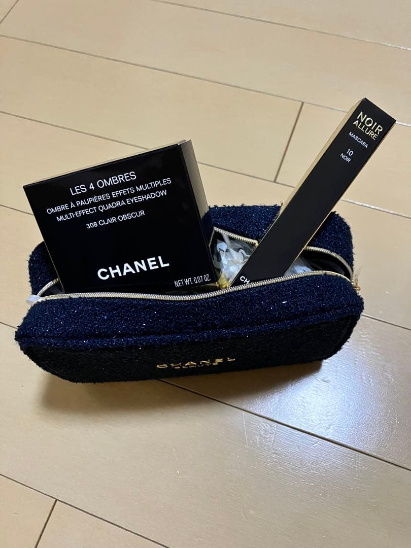 CHANEL 2025ホリデーポーチセット