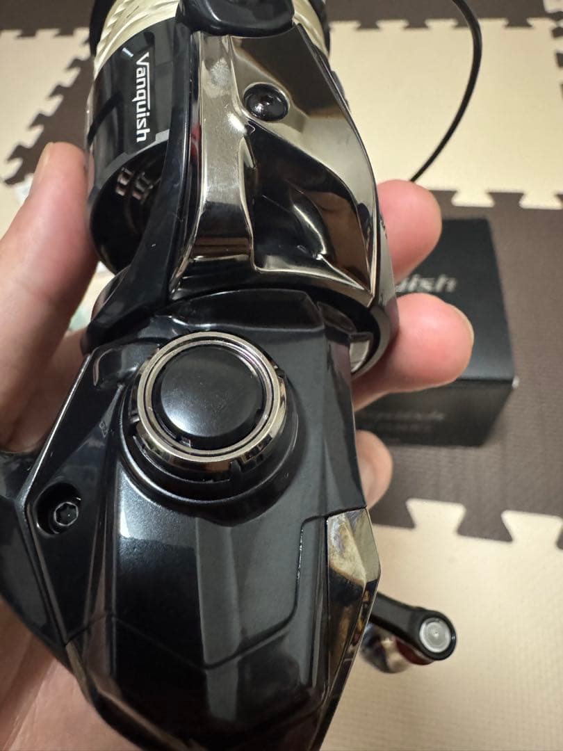 19ヴァンキッシュ 4000mhg シマノ　スピニングリール　シーバス