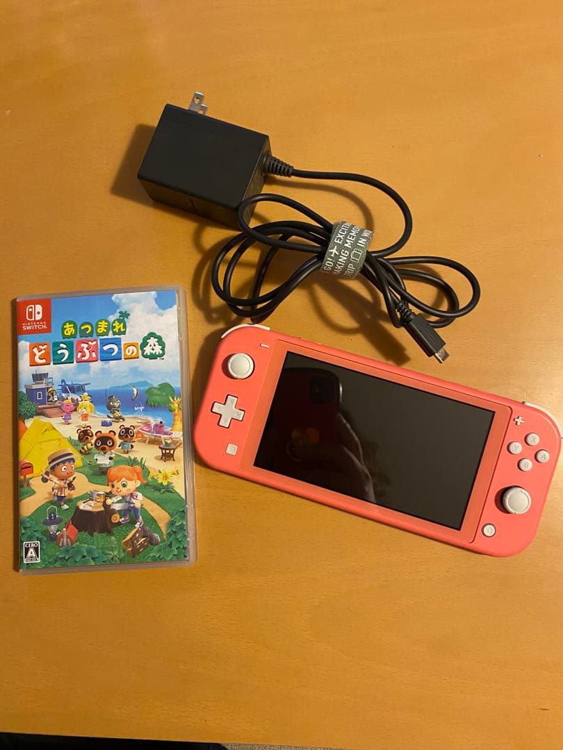 ニンテンドーSwitchライト本体 あつまれどうぶつの森