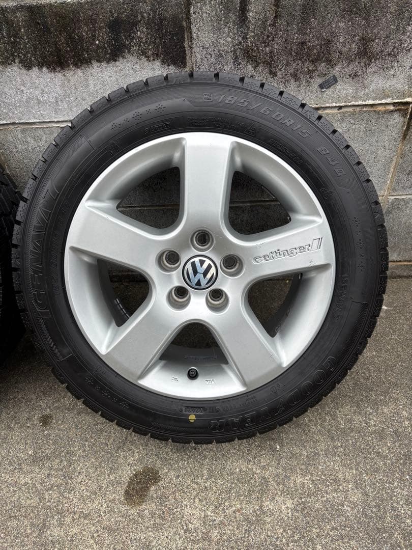 Volkswagen スタッドレスタイヤ 185/60R15 4本セット