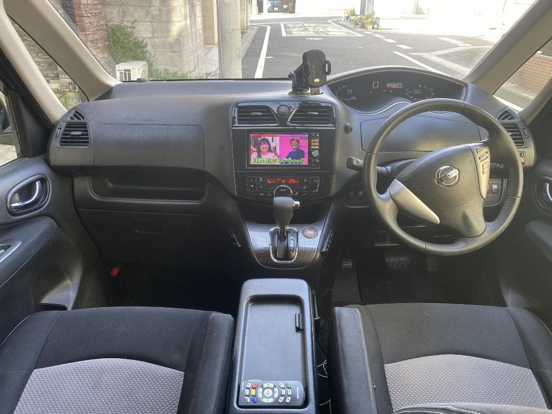 シンデレラ　 セレナライダー　Sハイブリッド　車検8年9月