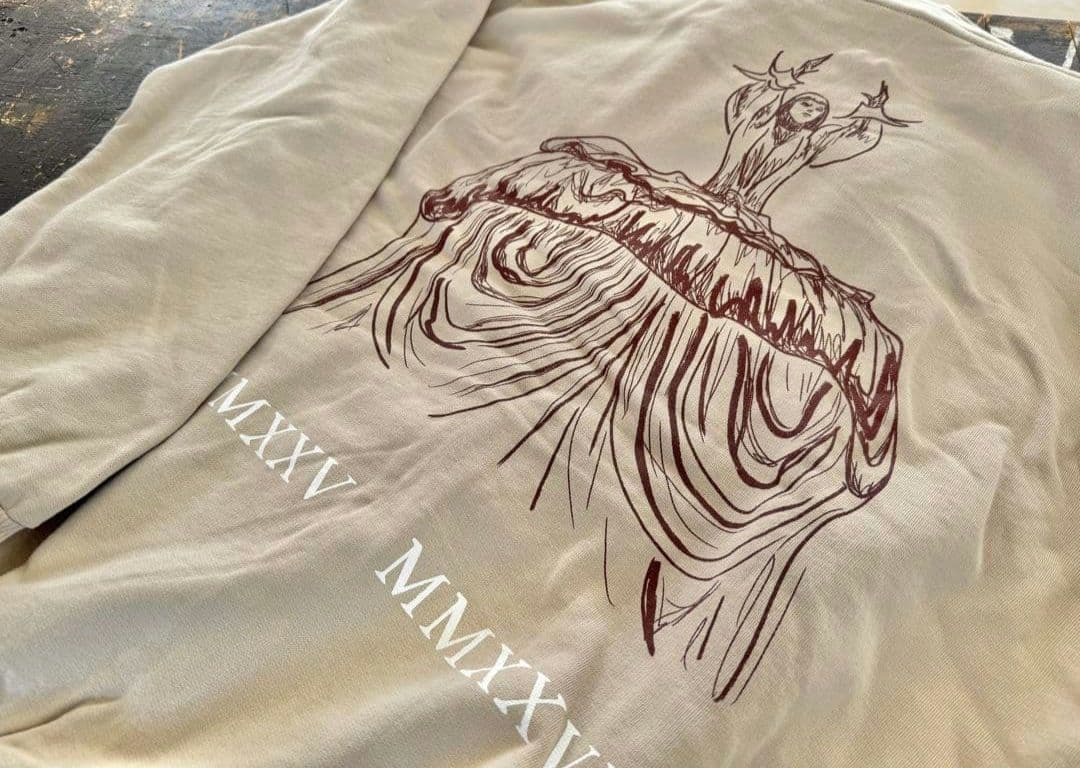 レディーガガ　2026コンサートパーカーＳ（日本サイズМ〜L）大きめ