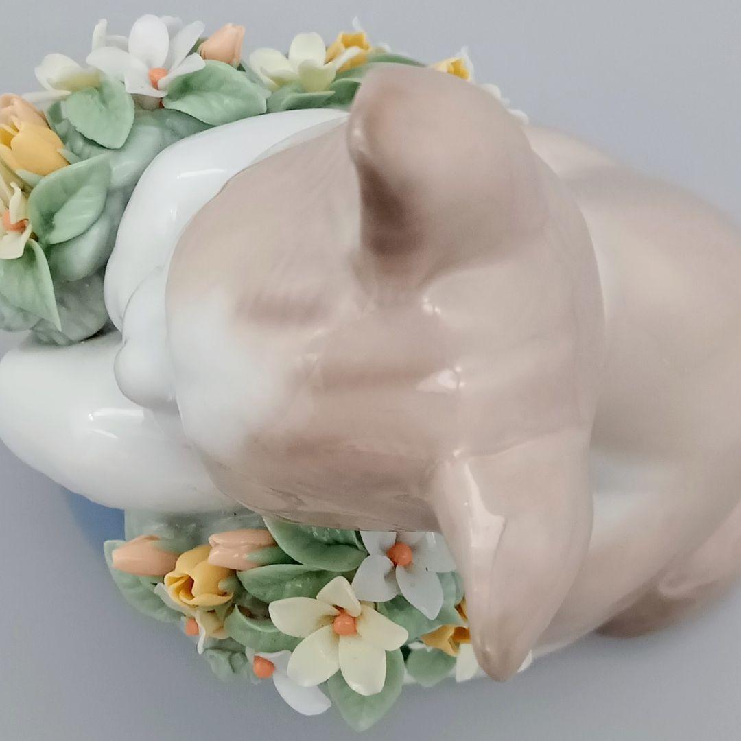 【専用】リヤドロ 6567 「 お昼寝の場所 」猫 花 フィギュリン
