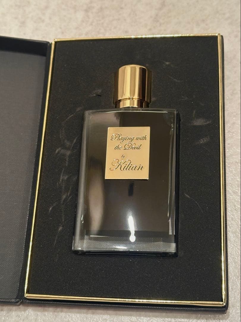 キリアン プレイング ウィズ ザ デビル オードパルファム 50ml 香水