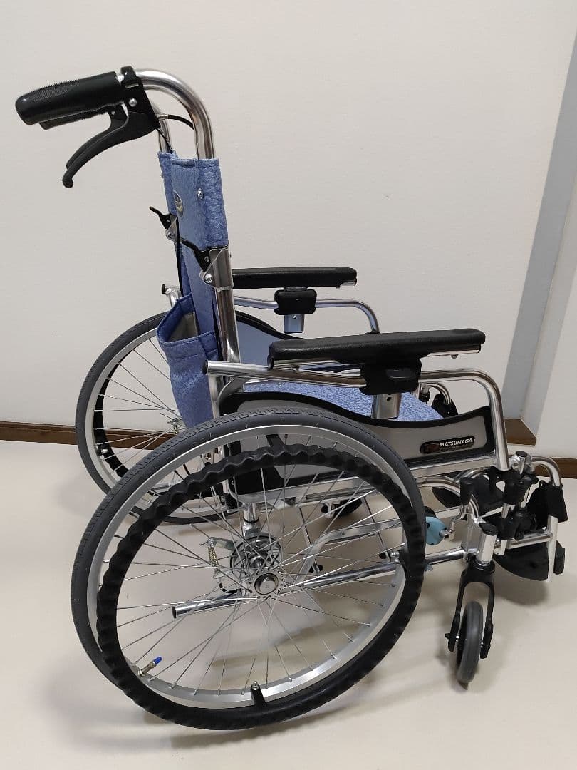 美品 自走式車椅子 エアリアル 松永製作所 車いす MW-SL5B 送料無料