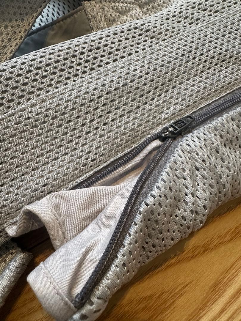 専用⚫︎試着のみ超美品⚫︎BABYBJÖRN ベビーキャリアONE KAI グレー