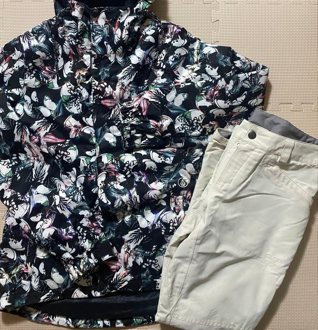 VOLCOM 花柄 スノーボードウェア Mサイズ 上下セット